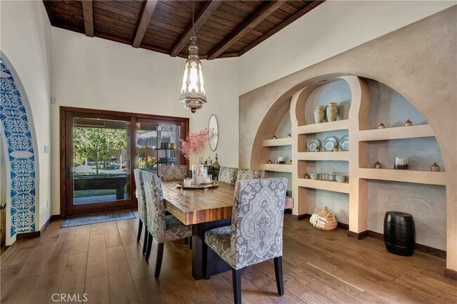 Building Photo - 3092 Laurel Canyon Blvd