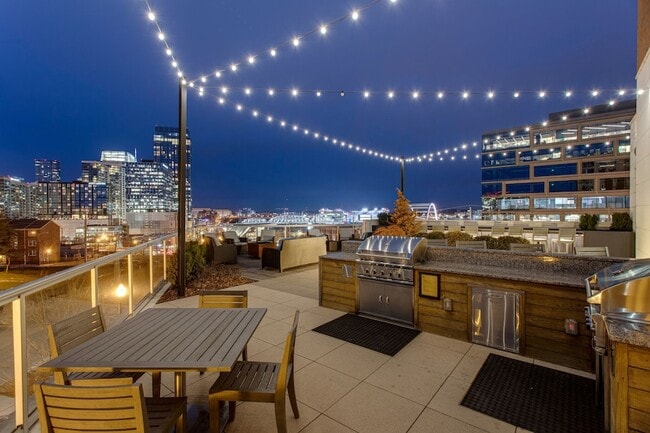 Building Photo - 20 Rutledge St