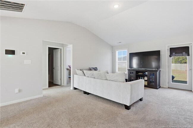 Building Photo - 50 Terrier Ct