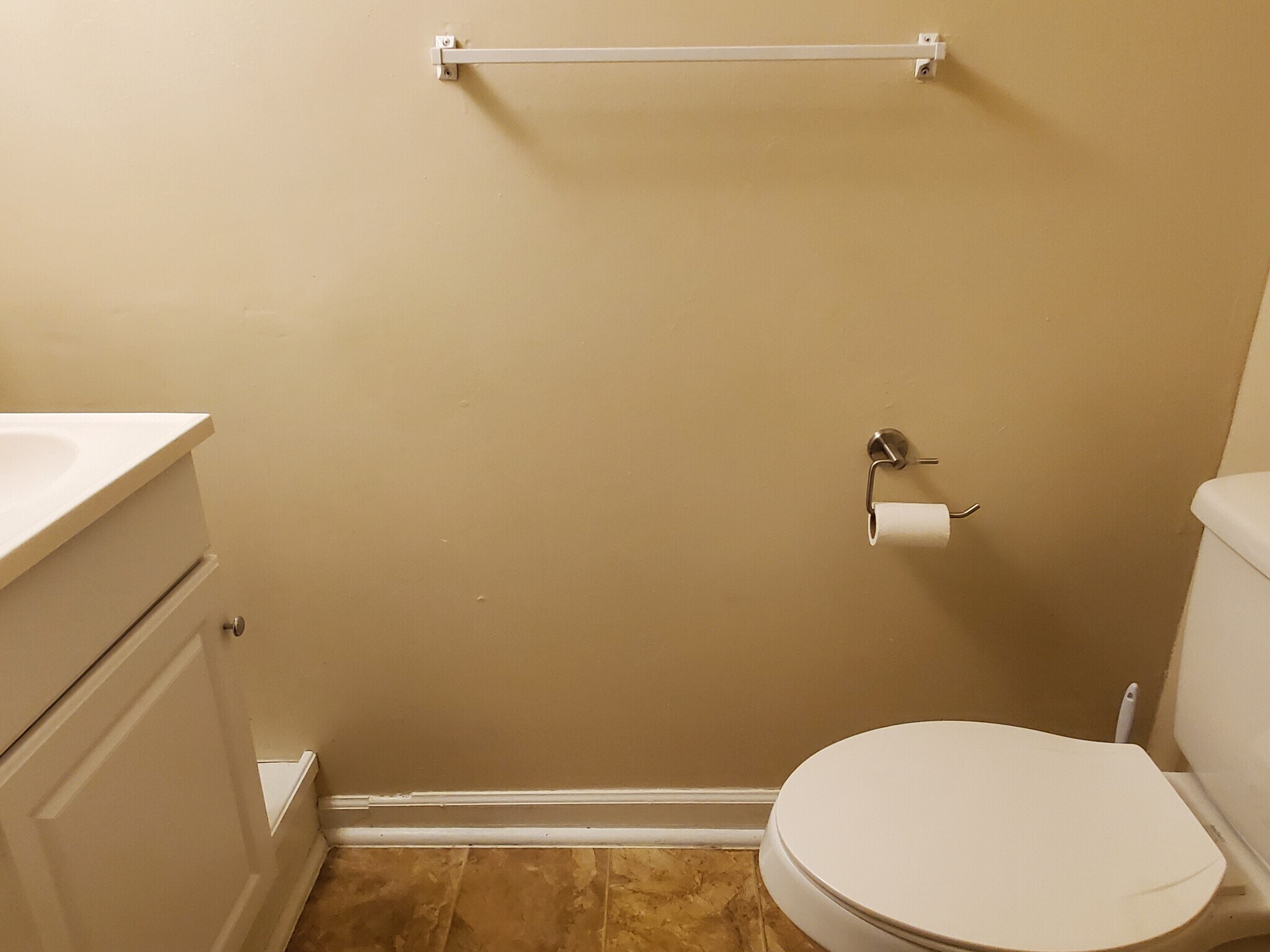 Building Photo - 340 Witness Ln