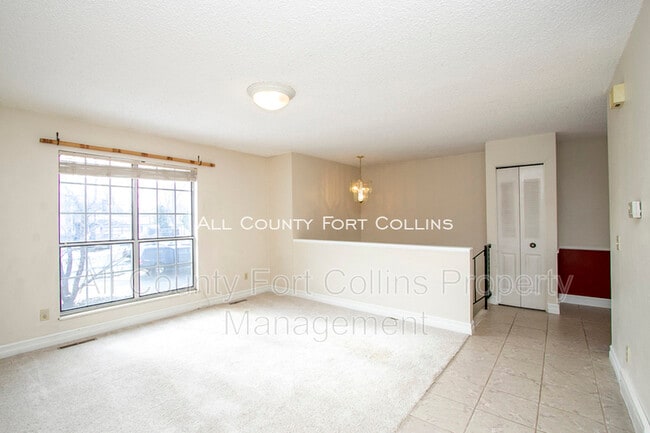 Building Photo - C406 Chukar Ct