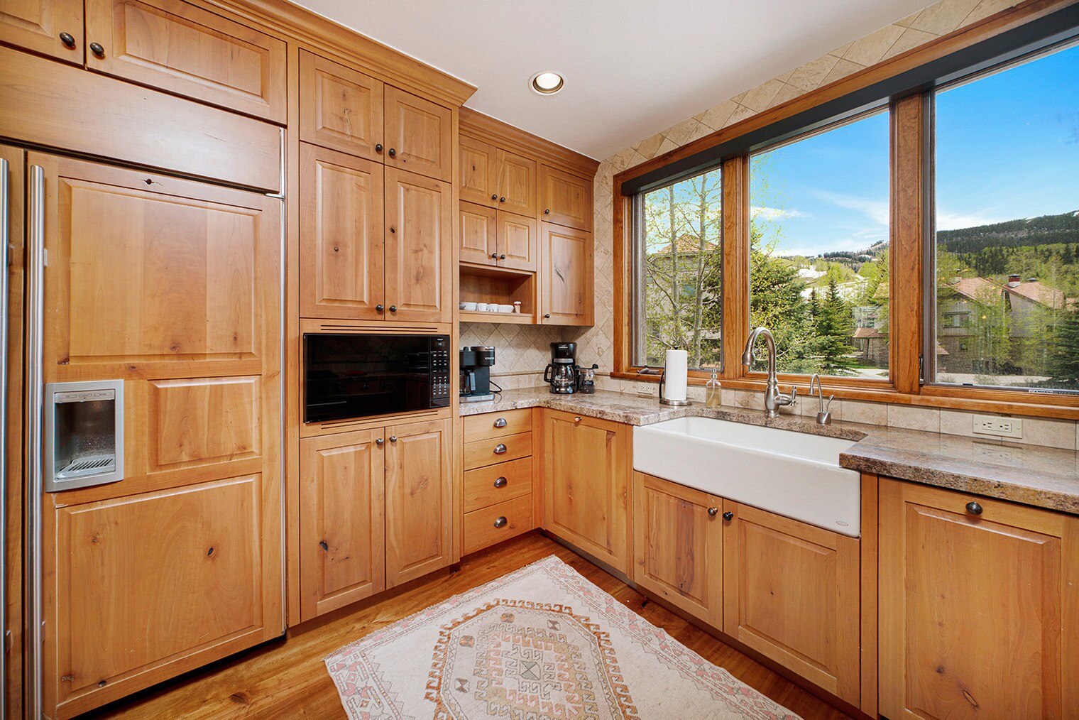Building Photo - 100 Aspen Ridge Dr