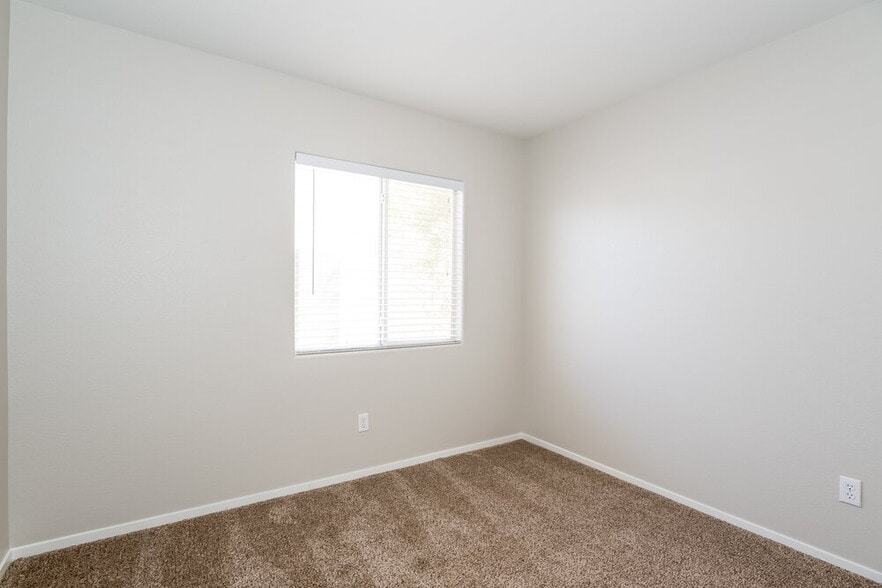 Building Photo - 5216 Backwoodsman Ave