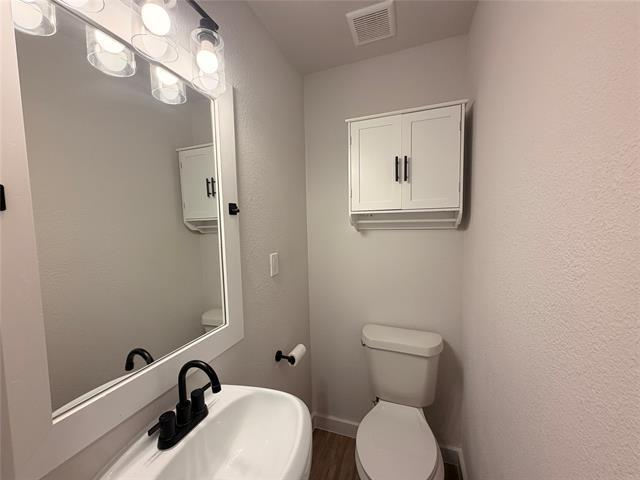 Building Photo - 12244 Willowdell Dr