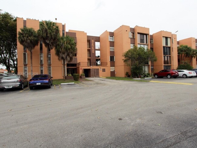 Building Photo - 9440 W Flagler St