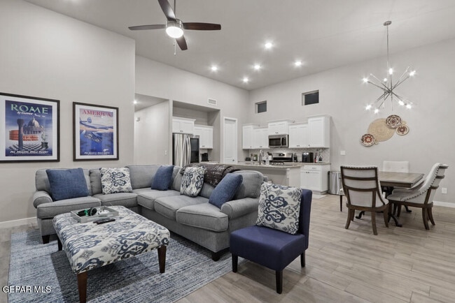 Building Photo - 4556 Marisabel Azcarate St
