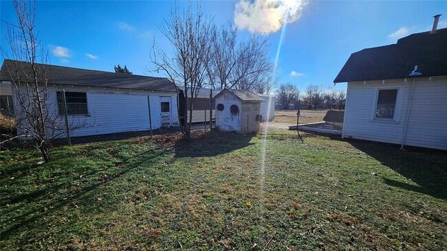 Building Photo - 205 Madison Ave NE