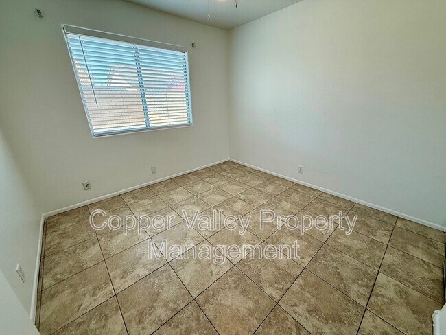 Building Photo - 8936 W John Cabot Rd