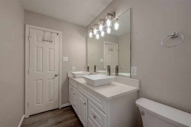 Building Photo - 14323 Floret Estates Ct