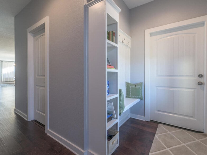 Building Photo - 503 Kemp St