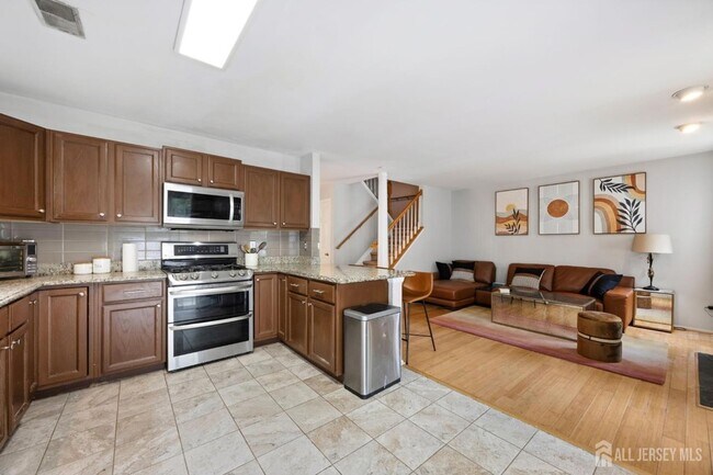 Building Photo - 301 Pheasant Run