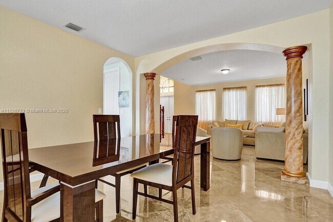 Building Photo - 7722 SW 188th Terrace