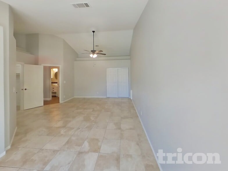 Building Photo - 7528 Pinto Bluff Dr