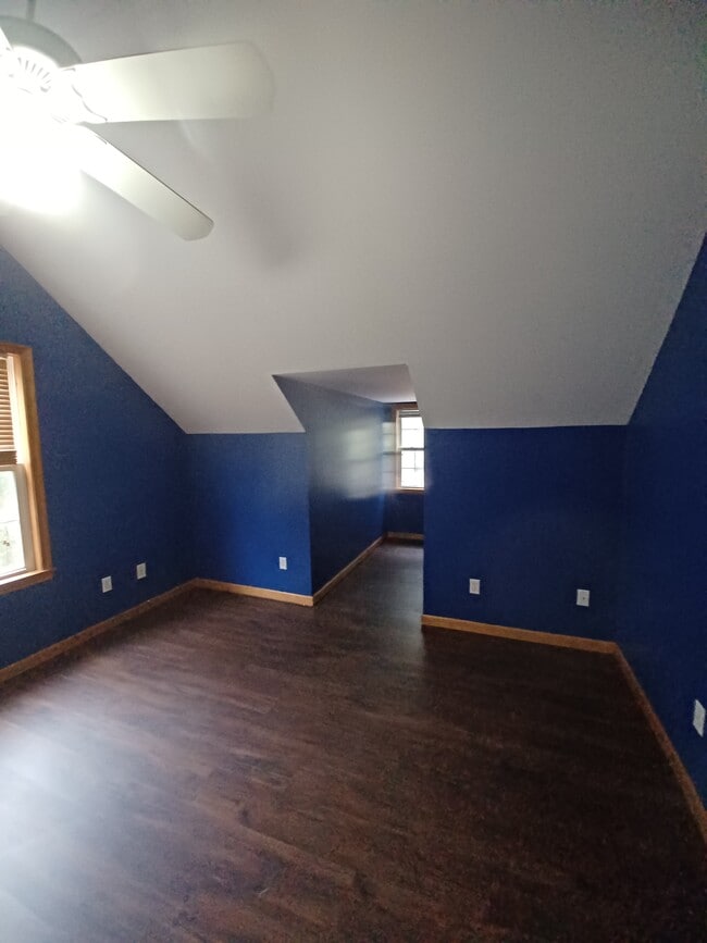 Building Photo - 108 Girard Ave