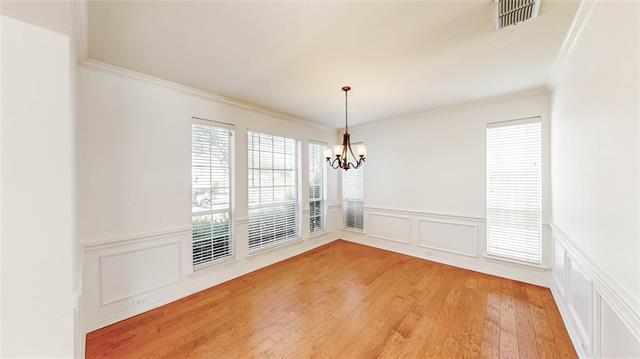 Building Photo - 2701 Stone Creek Dr