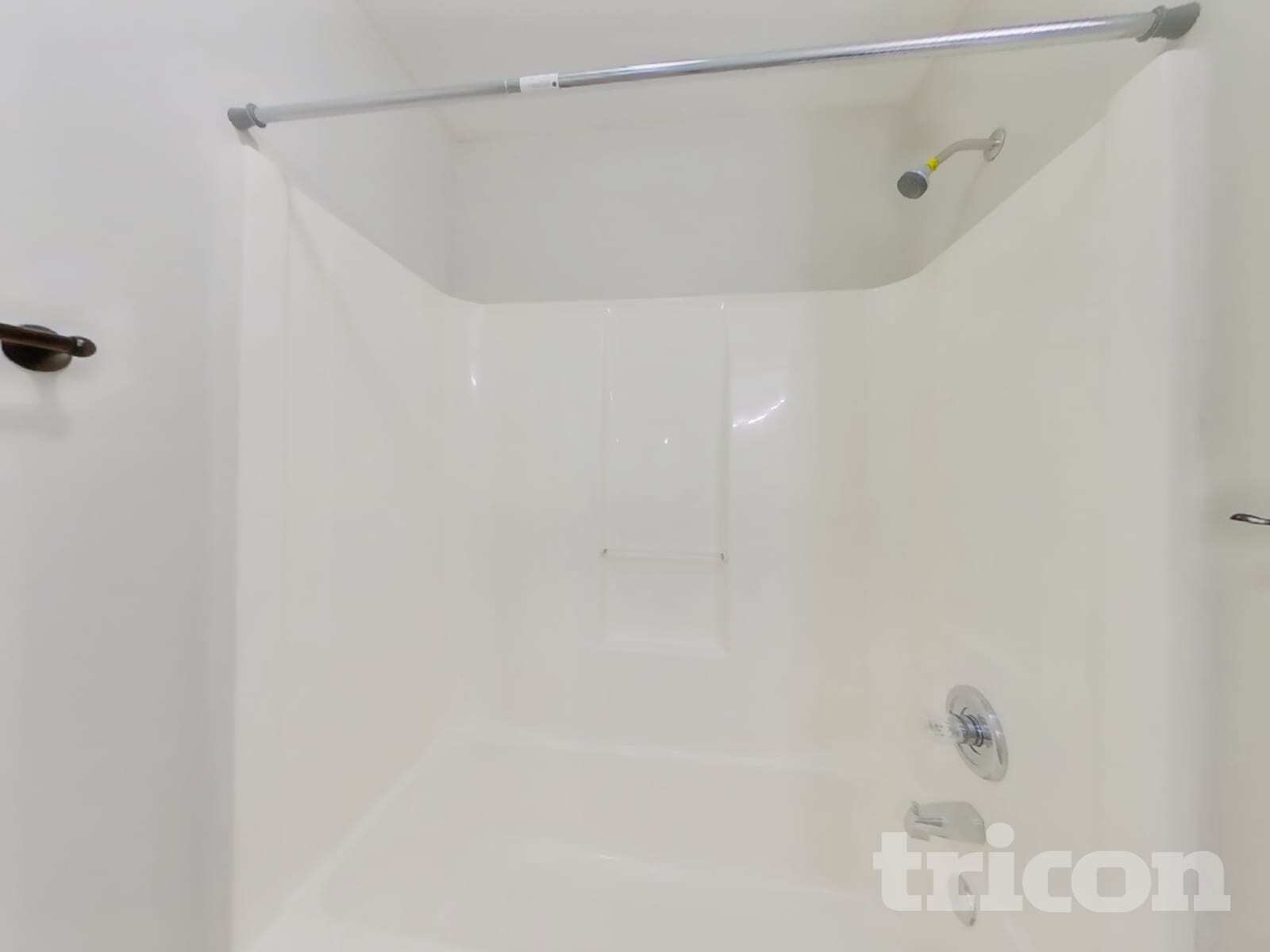 Building Photo - 6009 Plateau Ct