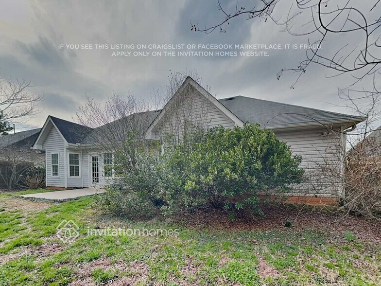 Building Photo - 4552 Beaverton Cir