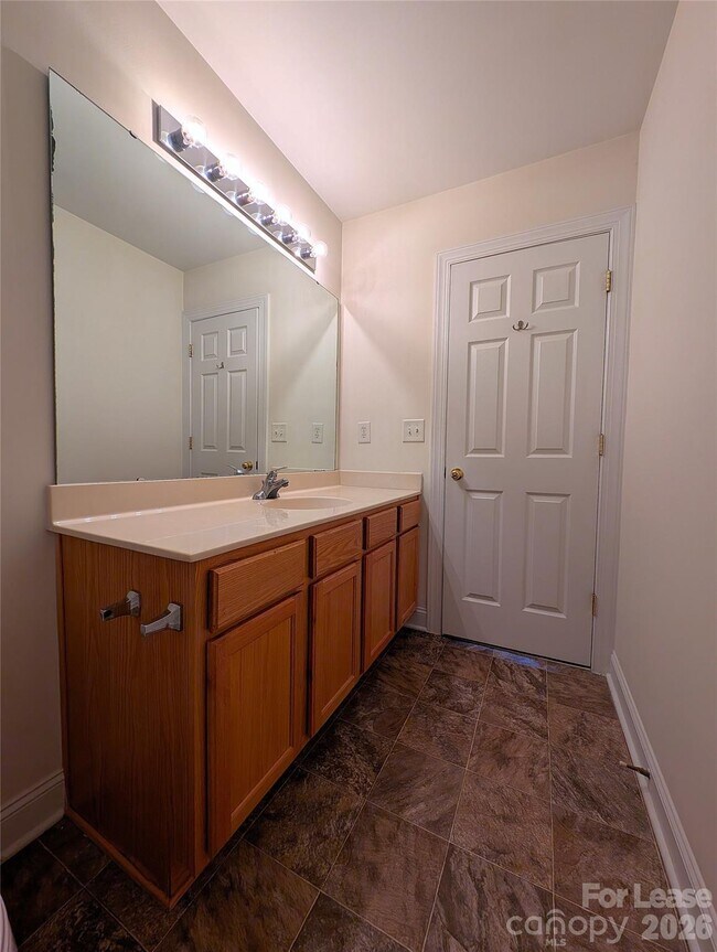 Building Photo - 2409 Trace Creek Dr