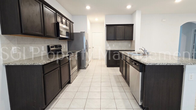 Building Photo - 1212 Bronze Ln