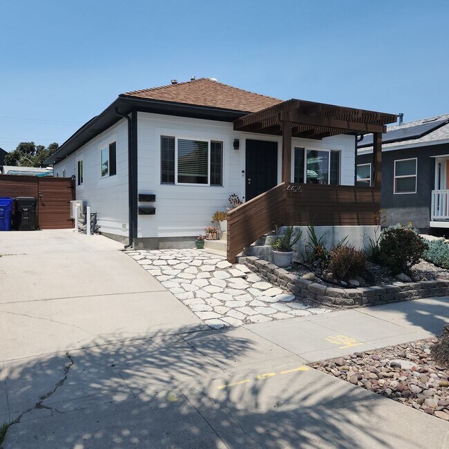 Northpark 3bed 1 bath house, Upgraded in ... - Northpark 3bed 1 bath house, Upgraded in  ...