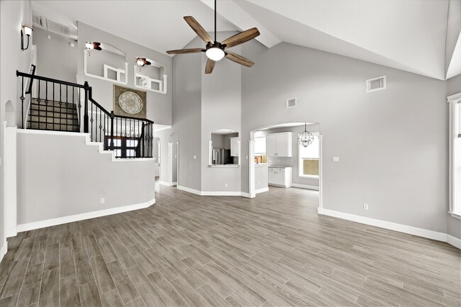 Building Photo - 7531 Fall Creek Bend Ct