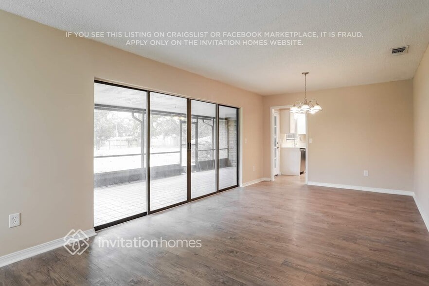 Building Photo - 8438 Sand Point Dr W