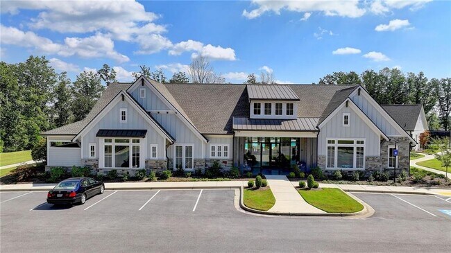 Building Photo - 6755 Scarlet Oak Way