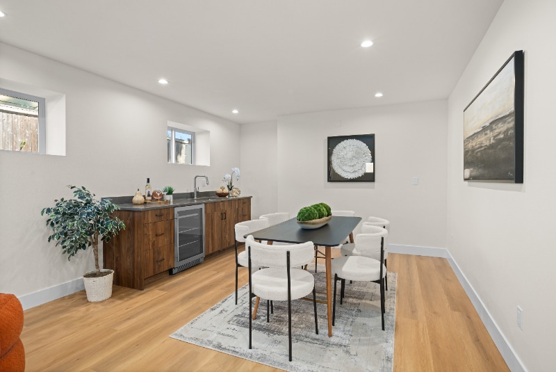 Primary Photo - 2349 NE 127th St