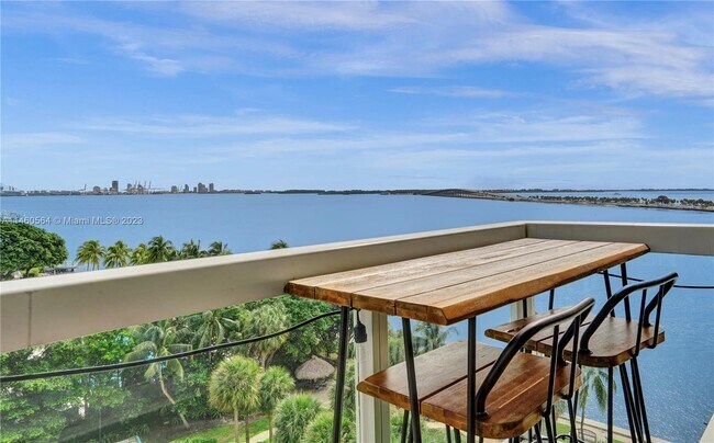 Primary Photo - 2451 Brickell Ave