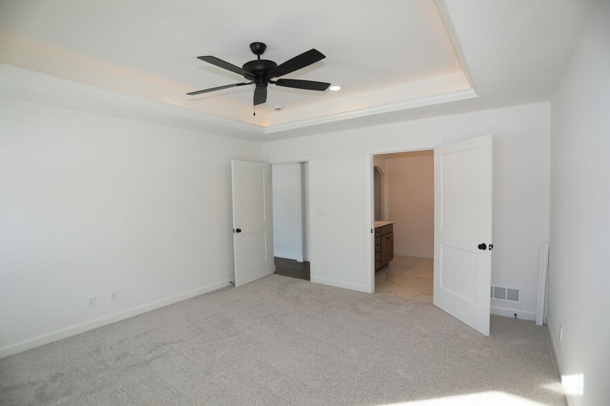 Building Photo - 4404 Kingston Heath Dr