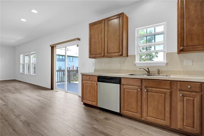 Building Photo - 1471 Leisure Lake Ln