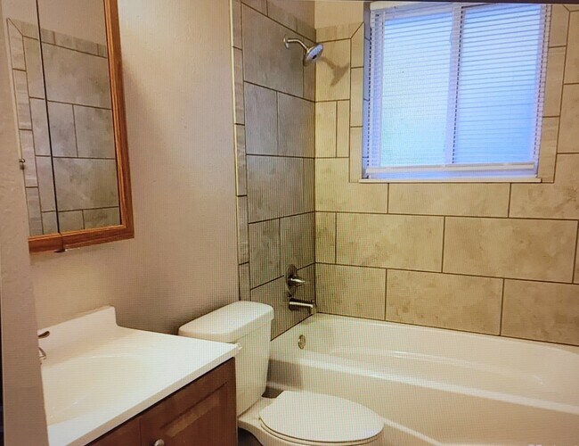 Building Photo - 4125 N Carefree Cir
