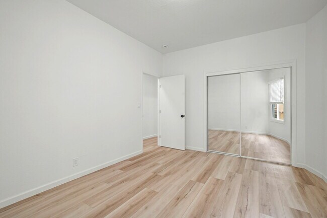 Building Photo - 776 16th St
