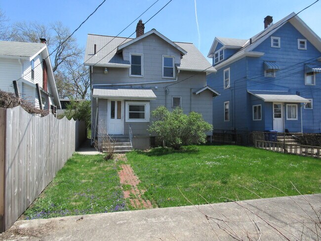 Building Photo - 2409 Deming Ave