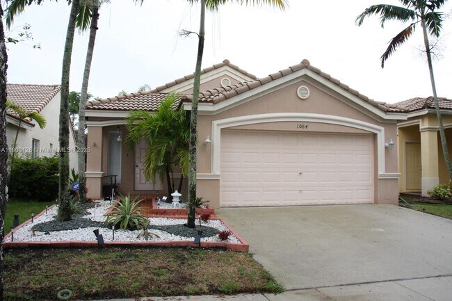 Building Photo - 1084 Golden Cane Dr