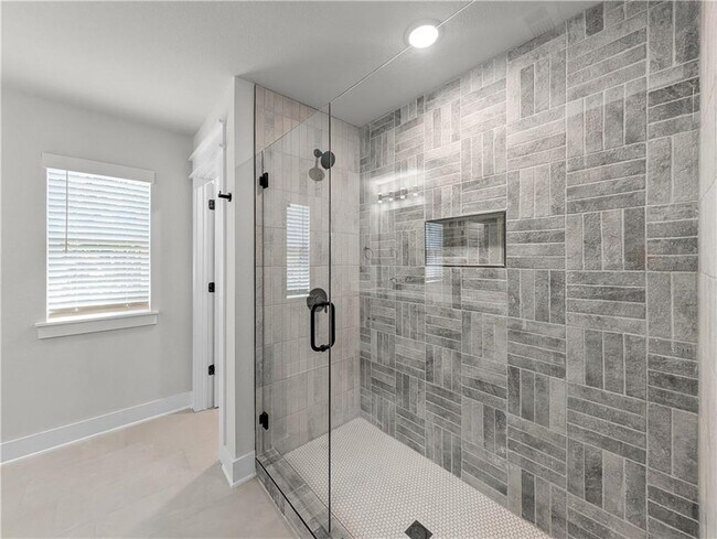 Building Photo - 30 Benwick Ln