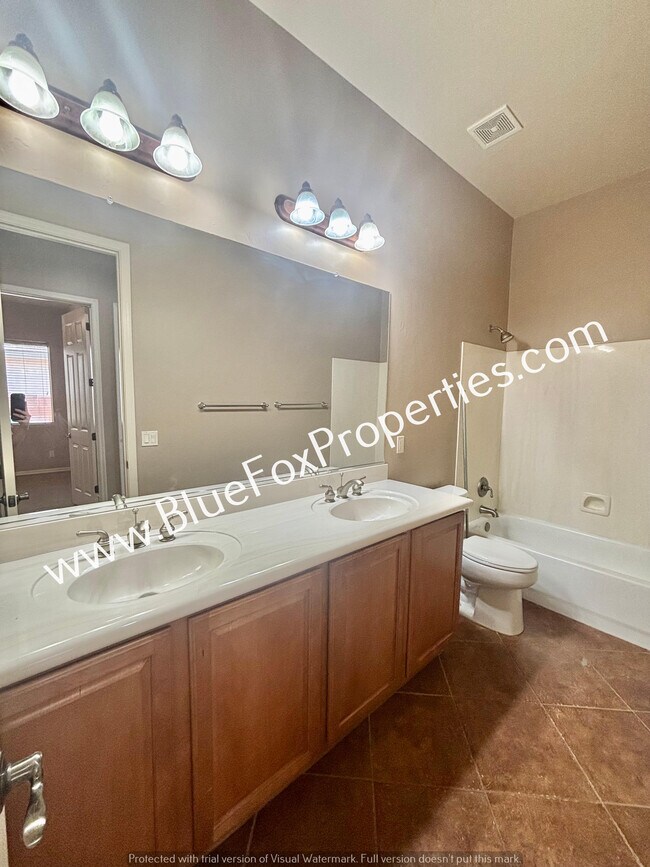 Building Photo - 8647 N Ironwood Reserve Way