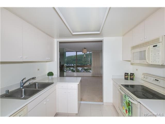 Building Photo - Mt Terrace- Hawaii Kai's Luxury Condo with...