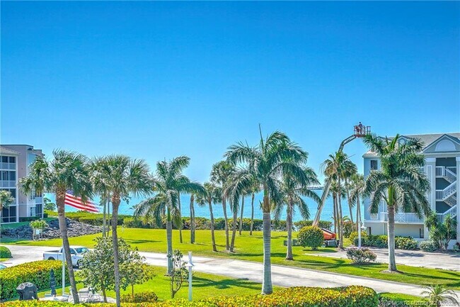 Building Photo - 40 NE Plantation Rd