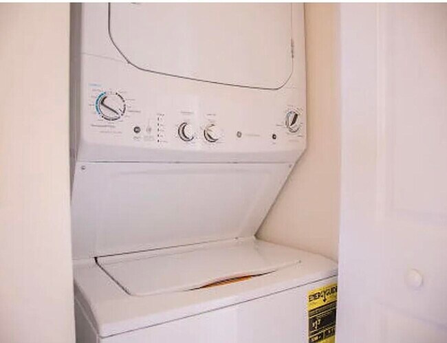 Building Photo - 4324 Maybelle Ln