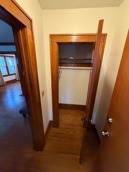 Building Photo - 141 Congress Ave