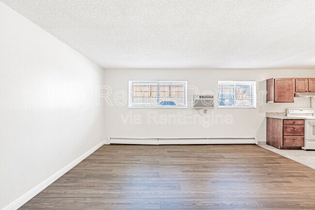 Building Photo - 2882 W Eliot Cir