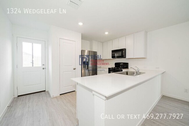 Building Photo - 1324 Wedge Leaf Ln