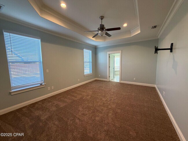 Building Photo - 4528 Tropical Dr