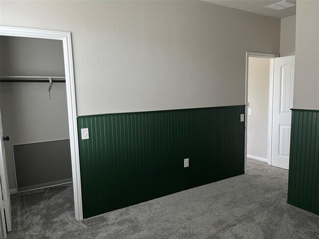 Building Photo - 14110 Luisium View