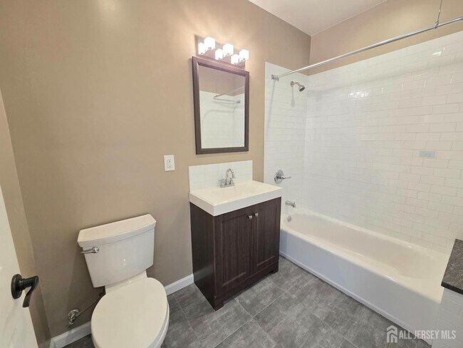 Building Photo - 120 Georges Rd