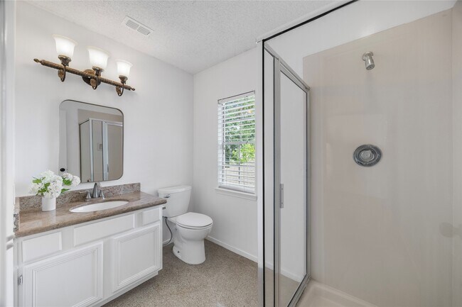 Building Photo - 10310 Minturn Ln