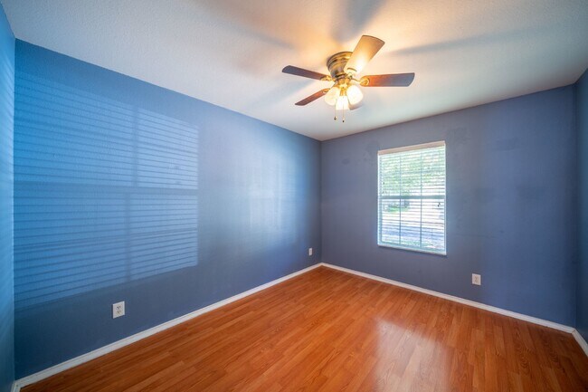 Building Photo - 8438 Silver Willow