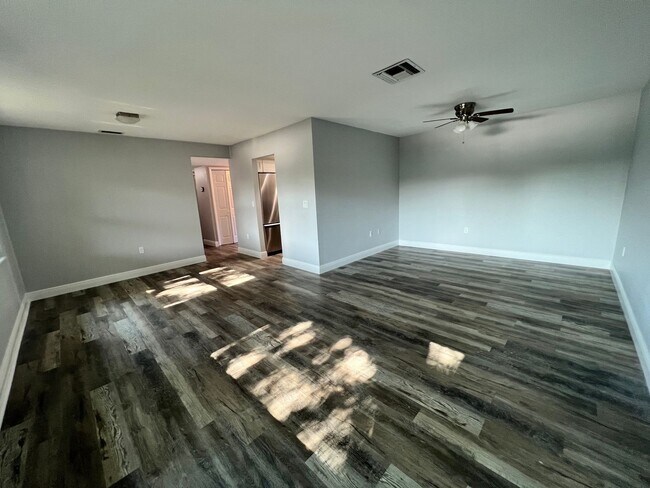 Building Photo - 4042 Audubon Dr