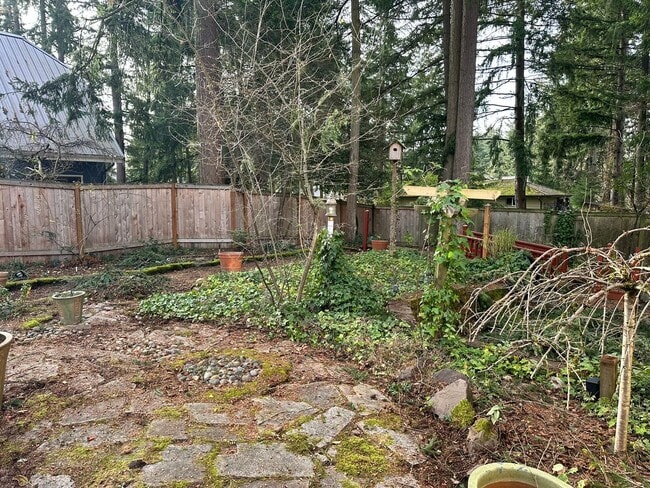 Building Photo - 3Bd/2.5Ba Newcastle Home